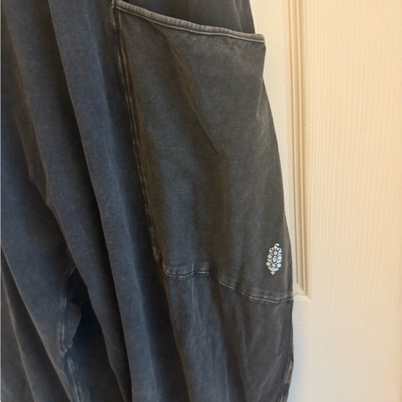 Free People Hot Shot Onesie Small in Black Acid wash. Runs Oversized NWOT - Picture 4 of 4